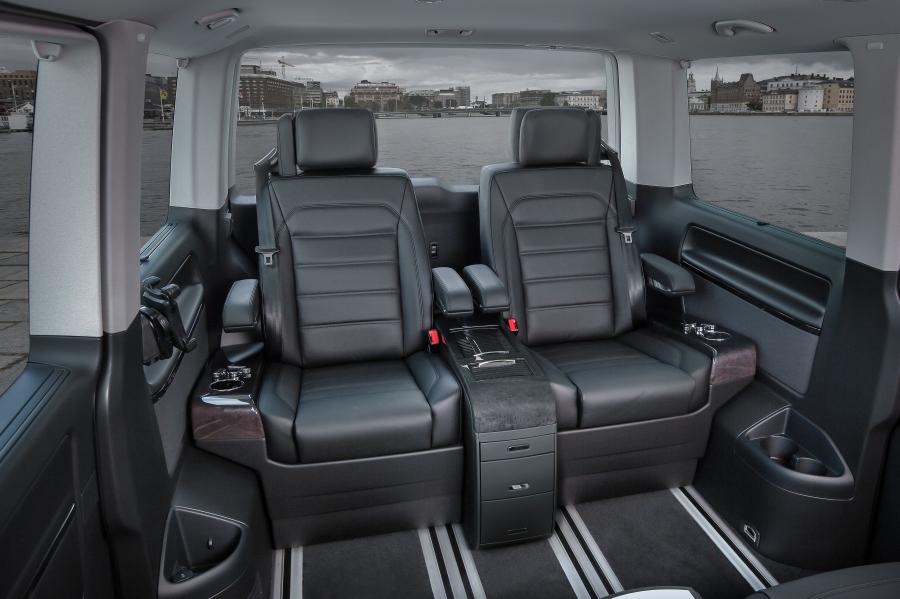  Volkswagen Multivan Business 2015 года  (фото 2 из 5)